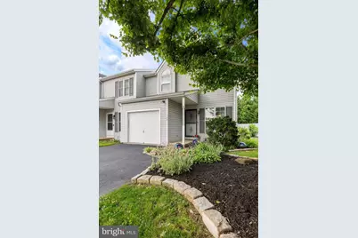 309 Parklawn Court, Lancaster, PA 17601 - Photo 3