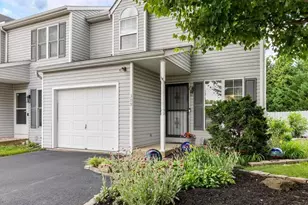 309 Parklawn Ct, Lancaster, PA 17601 - Photo 3