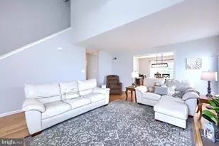 102 Bloomfield Dr, Ephrata, PA 17522 - Photo 11