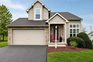 102 Bloomfield Dr, Ephrata, PA 17522 - Photo 1