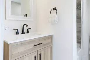 14 N Locust St, Lititz, PA 17543 - Photo 23