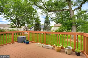 306 Laurel Oak Ln, Lancaster, PA 17602 - Photo 9