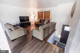 208 N Church St, Mountville, PA 17554 - Photo 9