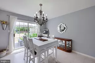 725 Skywalk Ln, Lancaster, PA 17601 - Photo 11