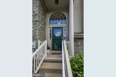 725 Skywalk Lane, Lancaster, PA 17601 - Photo 3