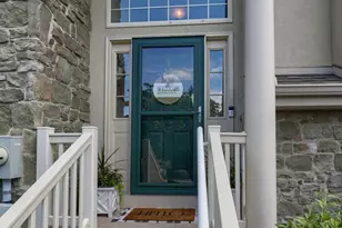 725 Skywalk Ln, Lancaster, PA 17601 - Photo 3