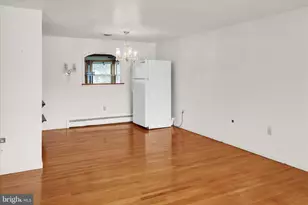 131 Garden City Dr, Lancaster, PA 17602 - Photo 3
