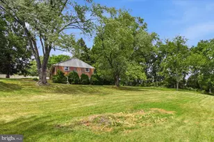 329 Fairview Dr, Lititz, PA 17543 - Photo 31