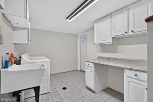 325 Cherry St, Columbia, PA 17512 - Photo 21