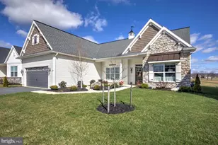 133 Wyndale Dr, Ephrata, PA 17522 - Photo 3