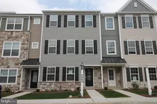 2445 Spring Water Cir, Lancaster, PA 17601 - Photo 1