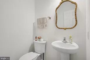 1223 Hershey Ln, Lancaster, PA 17601 - Photo 13