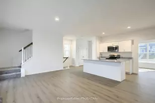 40 N Conifer Dr, Elizabethtown, PA 17022 - Photo 5