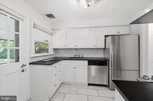 242 Elizabeth Dr, Lancaster, PA 17601 - Photo 11