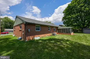 1602 Vista Rd, Lancaster, PA 17601 - Photo 3