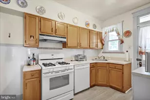 802 Race Ave, Lancaster, PA 17603 - Photo 11