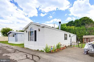 475 Wabash Rd, Ephrata, PA 17522 - Photo 3