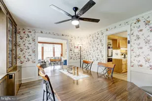 972 W Main St, Ephrata, PA 17522 - Photo 9