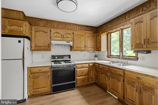 31 Dennis Dr, New Providence, PA 17560 - Photo 5