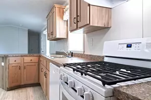 955 Wollups Hill Rd, Stevens, PA 17578 - Photo 7