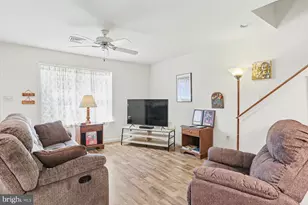 101 Bolton Cir, Willow Street, PA 17584 - Photo 9