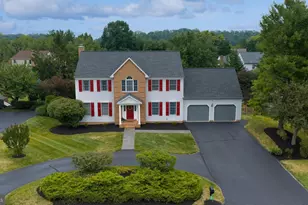 421 Rhoda Dr, Lancaster, PA 17601 - Photo 1