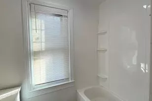 441 E Strawberry St, Lancaster, PA 17602 - Photo 15