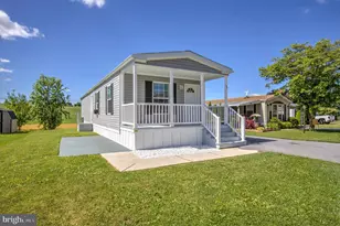 75 Lobin Rd, East Earl, PA 17519 - Photo 3