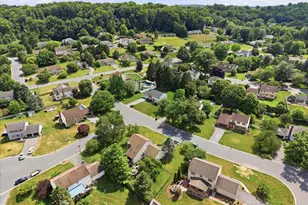 1313 Pennscott Dr, Landisville, PA 17538 - Photo 13