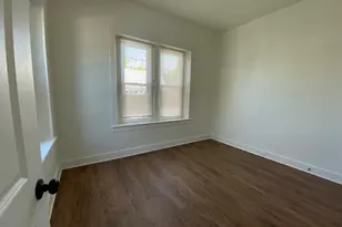 27 W Ferdinand St, Manheim, PA 17545 - Photo 15