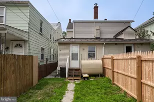 251 S Charlotte St, Manheim, PA 17545 - Photo 9