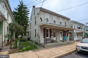 251 S Charlotte St, Manheim, PA 17545 - Photo 1