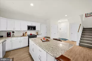 718 Stone Creek Rd, Lancaster, PA 17603 - Photo 3