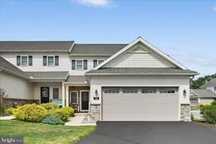 718 Stone Creek Rd, Lancaster, PA 17603 - Photo 1