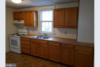 105 S Railroad Avenue, New Holland, PA 17557 - Photo 7