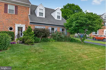 136 Rockford Square, Mountville, PA 17554 - Photo 3