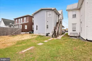 28 S Roberts Ave, New Holland, PA 17557 - Photo 33