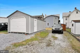 28 S Roberts Ave, New Holland, PA 17557 - Photo 35