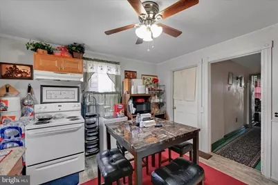 28 S Roberts Avenue, New Holland, PA 17557 - Photo 9