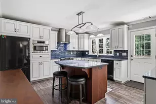 2210 Stratford Rd, Lancaster, PA 17603 - Photo 17