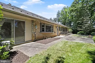 2210 Stratford Rd, Lancaster, PA 17603 - Photo 49
