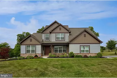 121 E Valley Road, Denver, PA 17517 - Photo 1