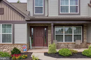 121 E Valley Rd, Denver, PA 17517 - Photo 7