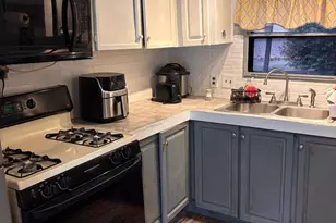 8 E Pearl Dr, Lititz, PA 17543 - Photo 25