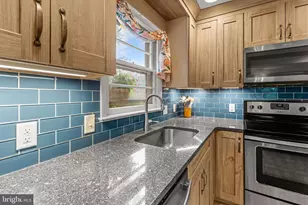 2545 Golden Dr, East Petersburg, PA 17520 - Photo 11