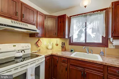 6121 Geneva Drive, East Petersburg, PA 17520 - Photo 13