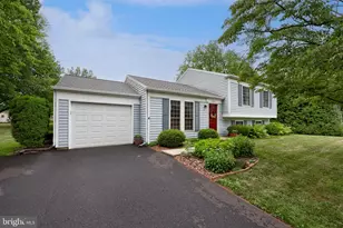 2514 Split Rail Dr, East Petersburg, PA 17520 - Photo 3