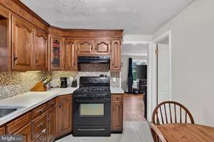 935 Wabank St, Lancaster, PA 17603 - Photo 9