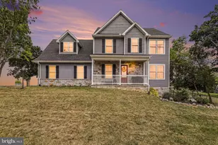 789 Colebrook Rd, Mount Joy, PA 17552 - Photo 1