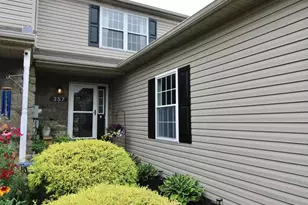 357 Deerfield Dr, Mount Joy, PA 17552 - Photo 3